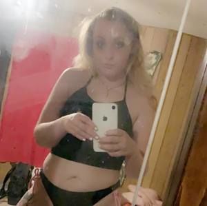 Meet your Posher, Briana